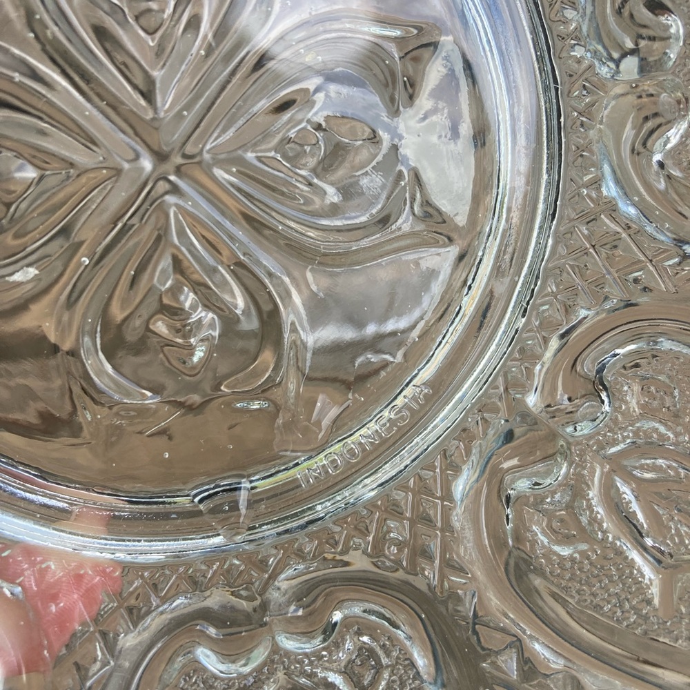 Vintage Pasari Hearts Glass Candy Dish Bowl with Lid Indonesia - Picture 3 of 5